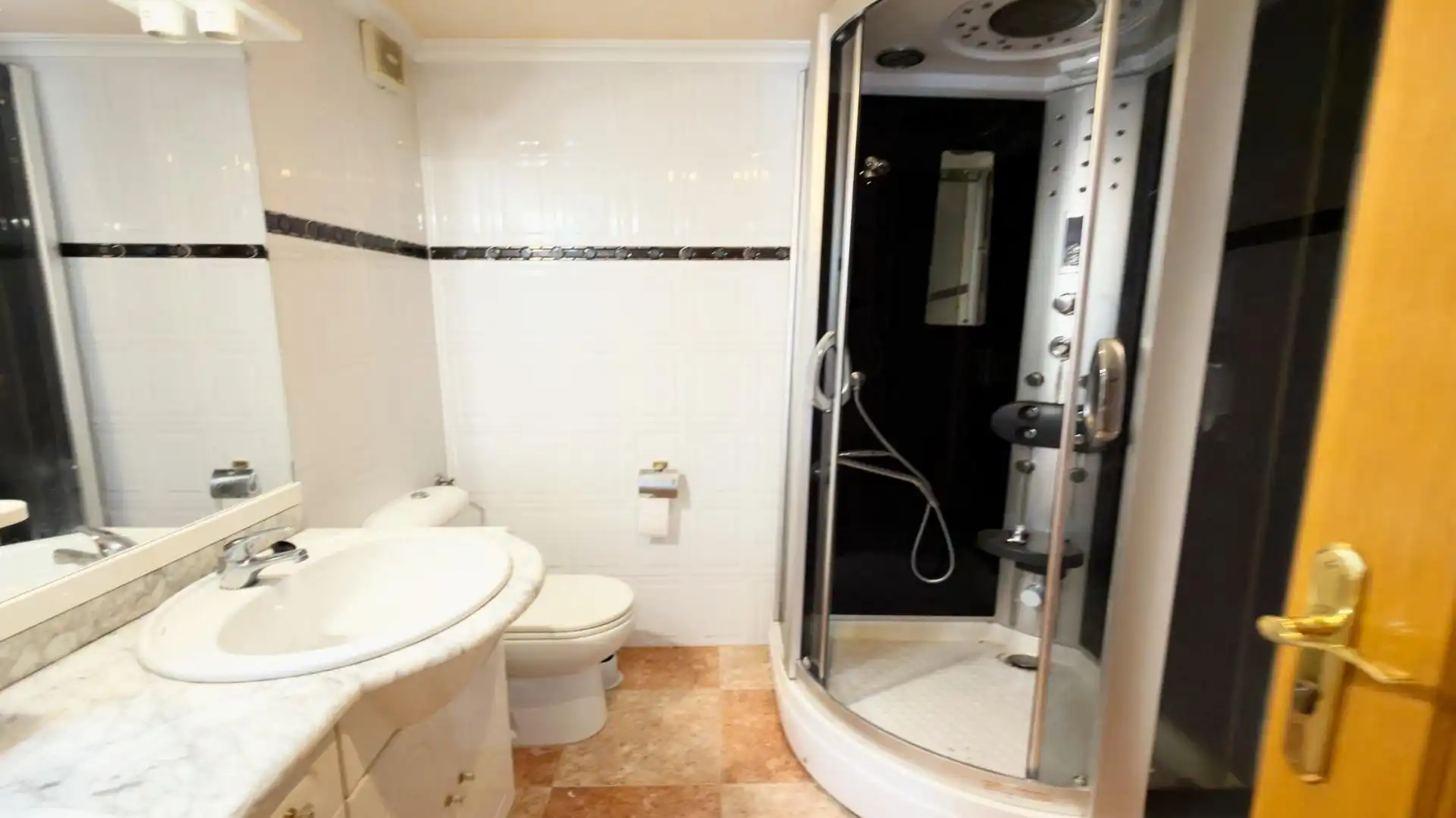 Baño de Casa o chalet en venta en La Nucia con Aire acondicionado, Jardín privado y Terraza