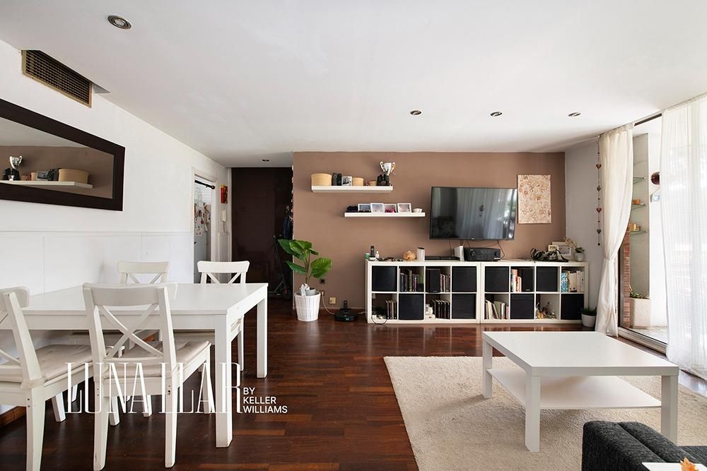 Living room of Flat for sale in Gavà  with Terrace and Community pool