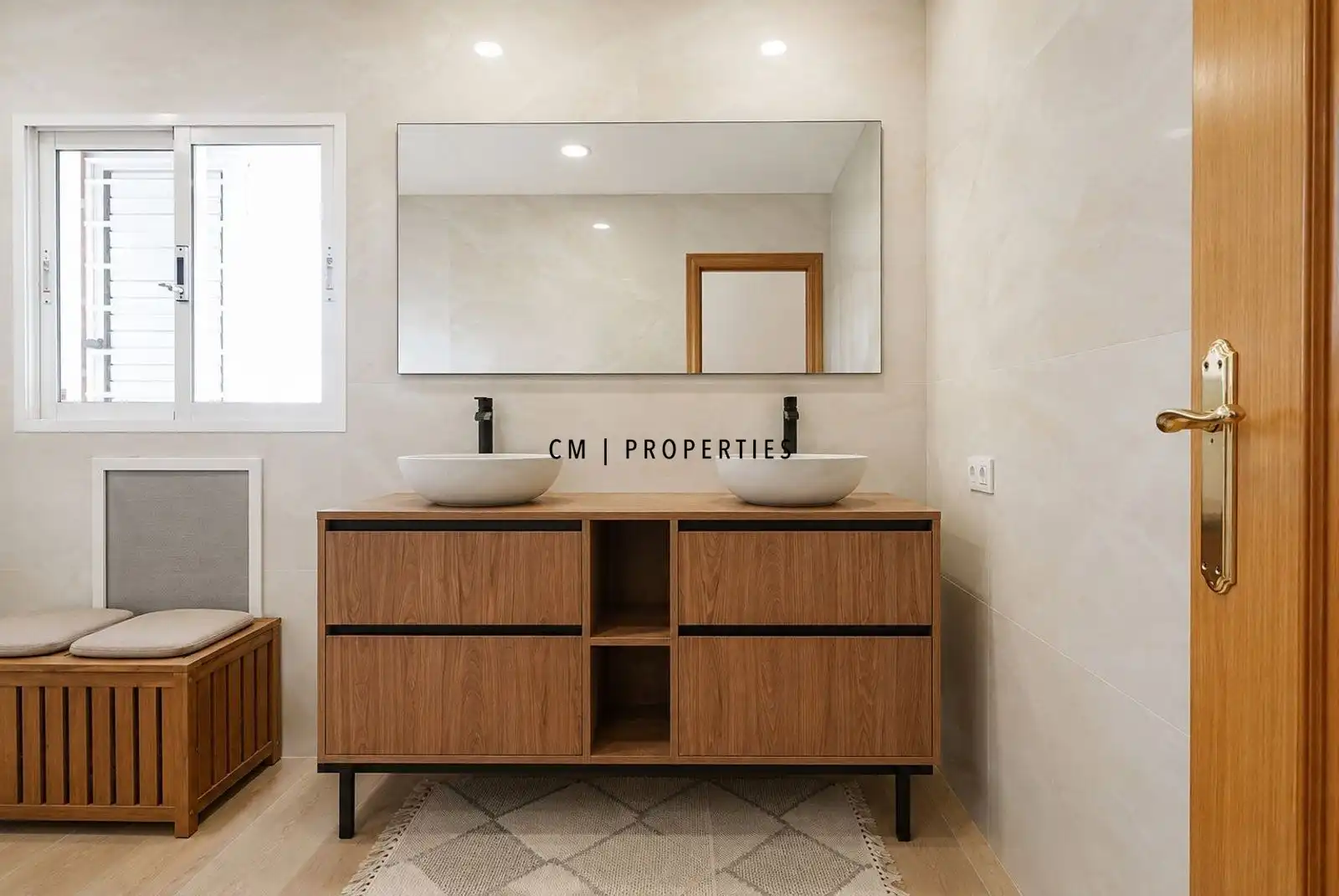 Bathroom of Houses for sale in Moncada  with Air Conditioner, Heating and Terrace