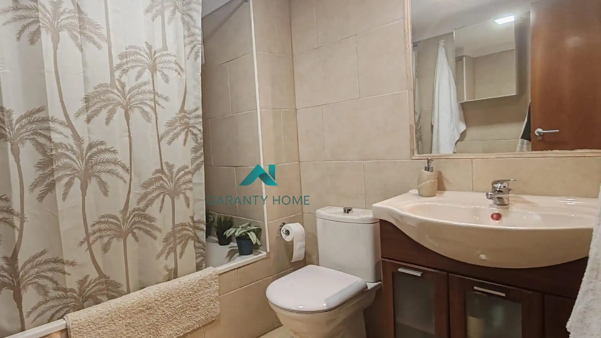 Baño de Apartamento en venta en La Manga del Mar Menor con Aire acondicionado, Jardín privado y Terraza