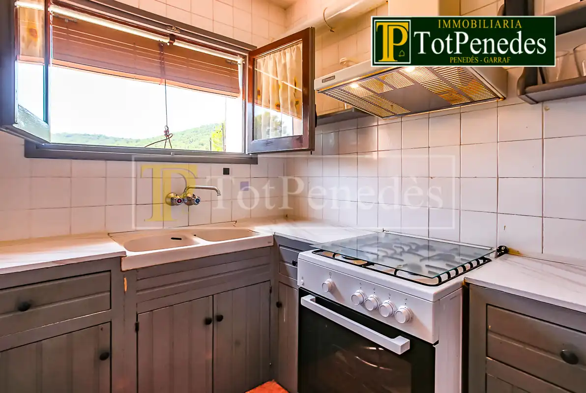 Küche von Haus oder Chalet zum Verkauf in Querol mit Heizung, Privatgarten und Abstellraum