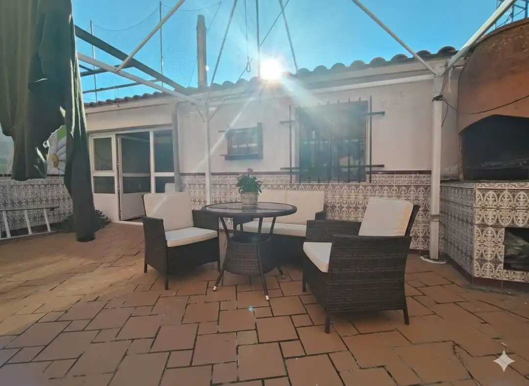 Terraza de Casa adosada en venta en Pantoja con Calefacción