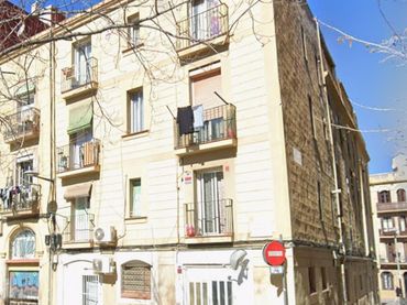 Pis en venda a Plaça d'Herenni