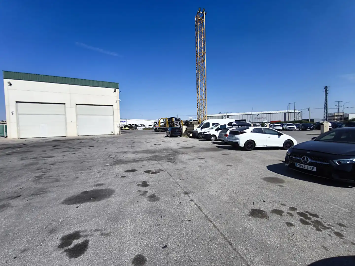 Parking de Nave industrial en venta en Agoncillo