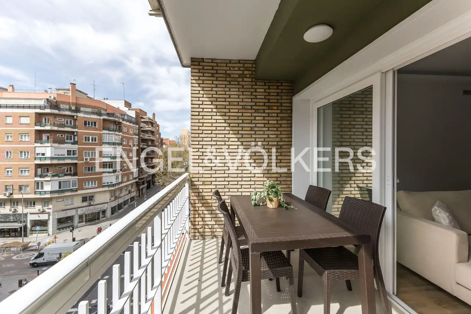 Balcony of Flat for sale in Madrid  with Air Conditioner, Heating and Terrace