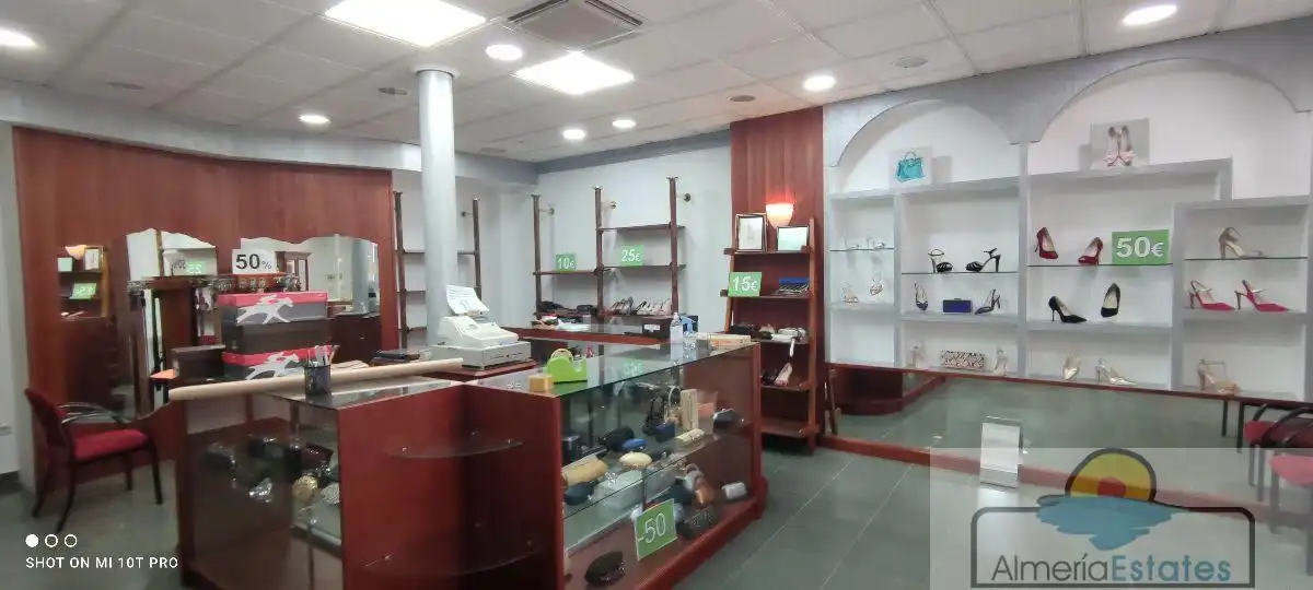 Local comercial de lloguer a Albox, imagen 4