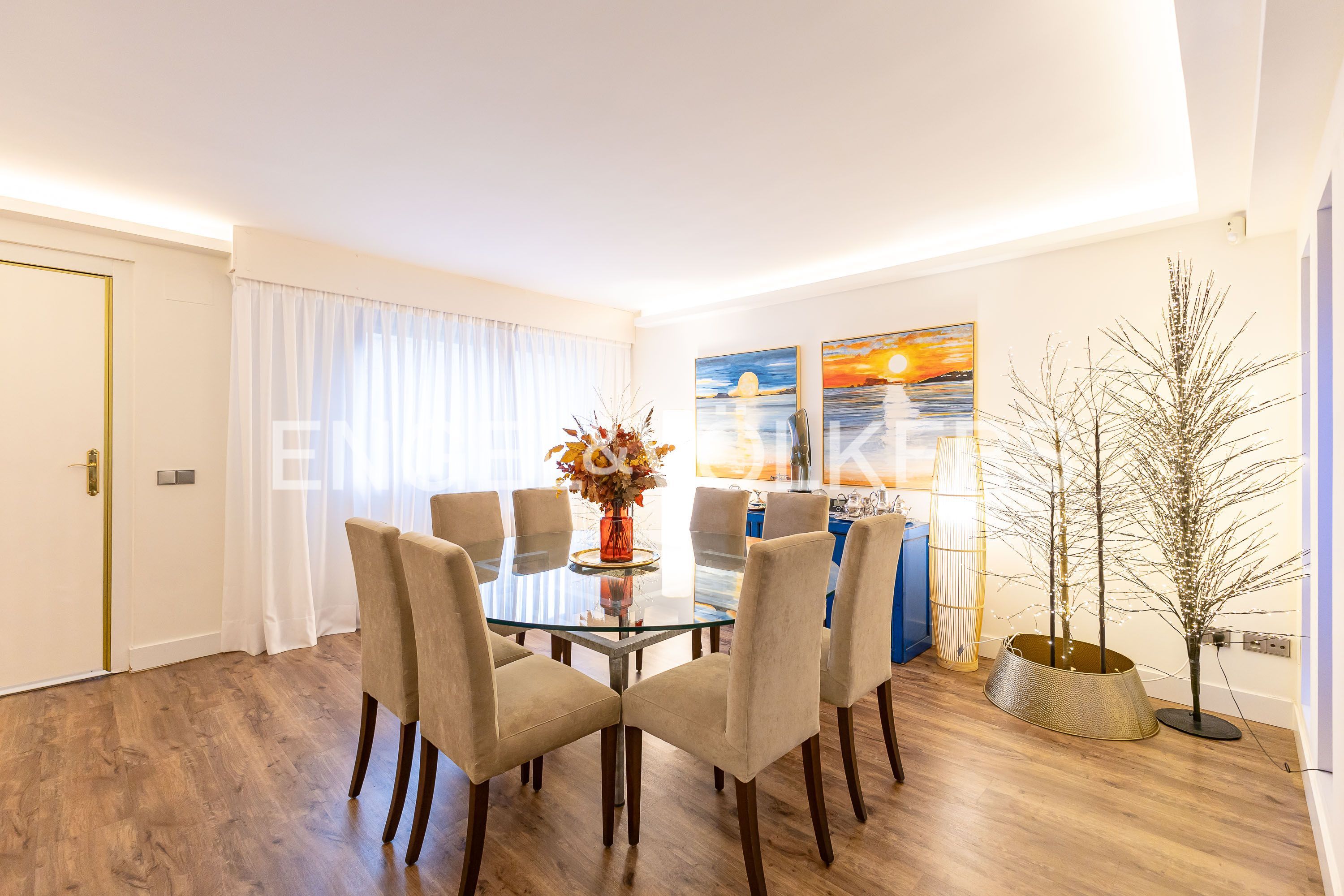 Dining room of House or chalet for sale in  Madrid Capital  with Air Conditioner, Heating and Private garden