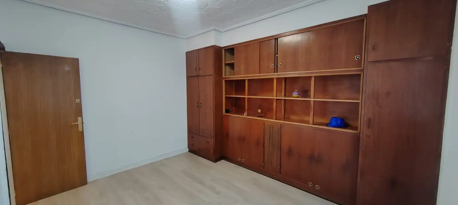 Living room of Flat for sale in Bilbao   with Heating and Furnished