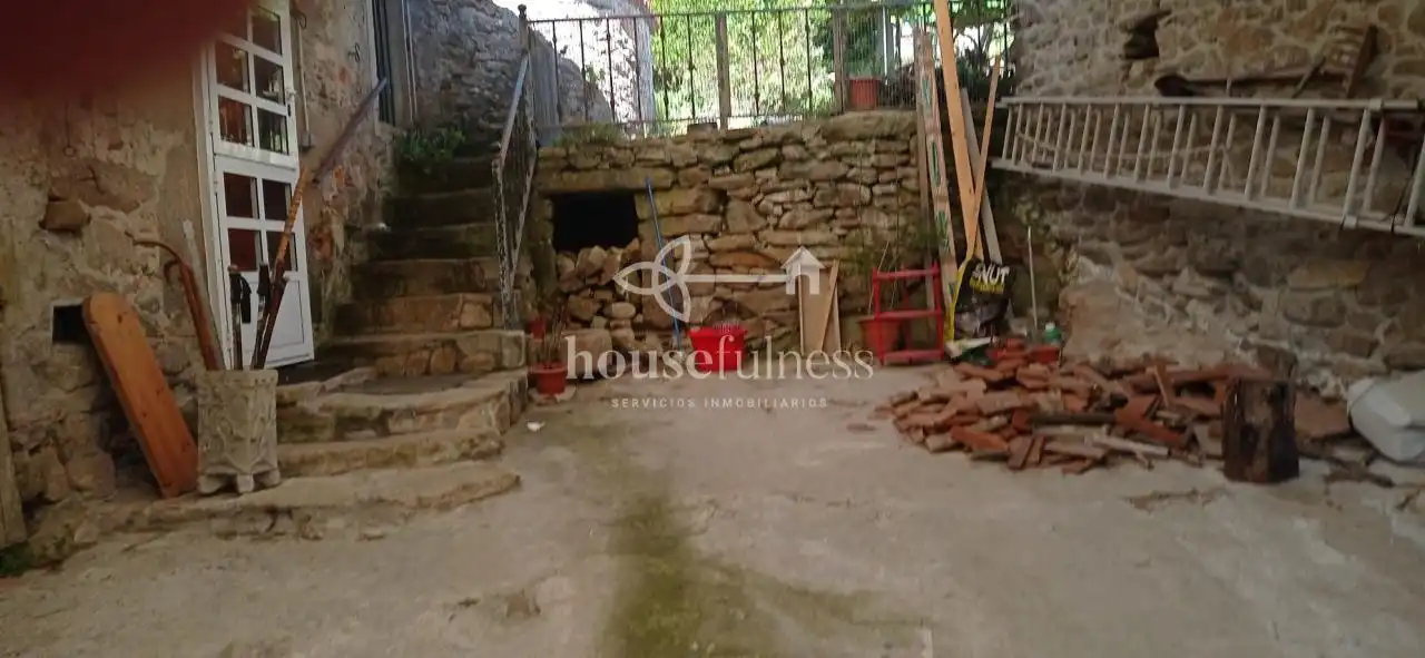 Finca rústica en venda en Ferrol amb Jardí privat, Traster i Moblat