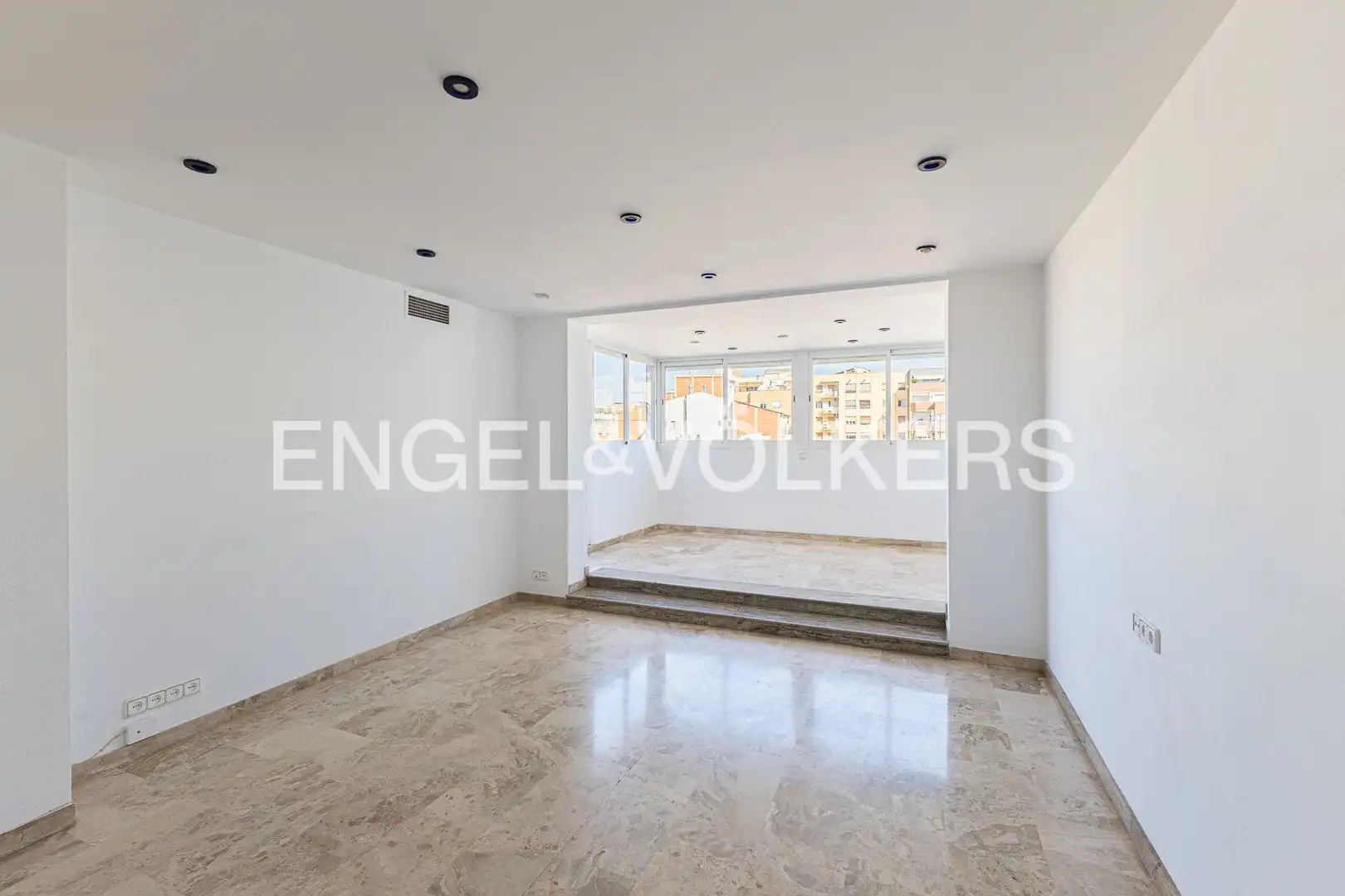 Sala d'estar de Àtic en venda en Barcelona amb Aire condicionat, Calefacció i Terrassa