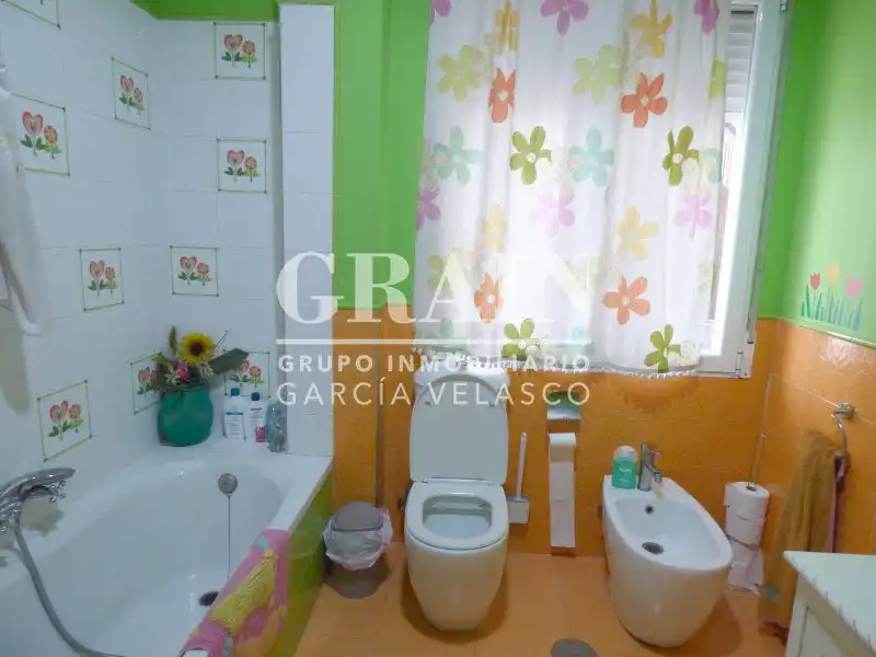 Bathroom of Houses for sale in Albacete  with Heating, Private garden and Storage room