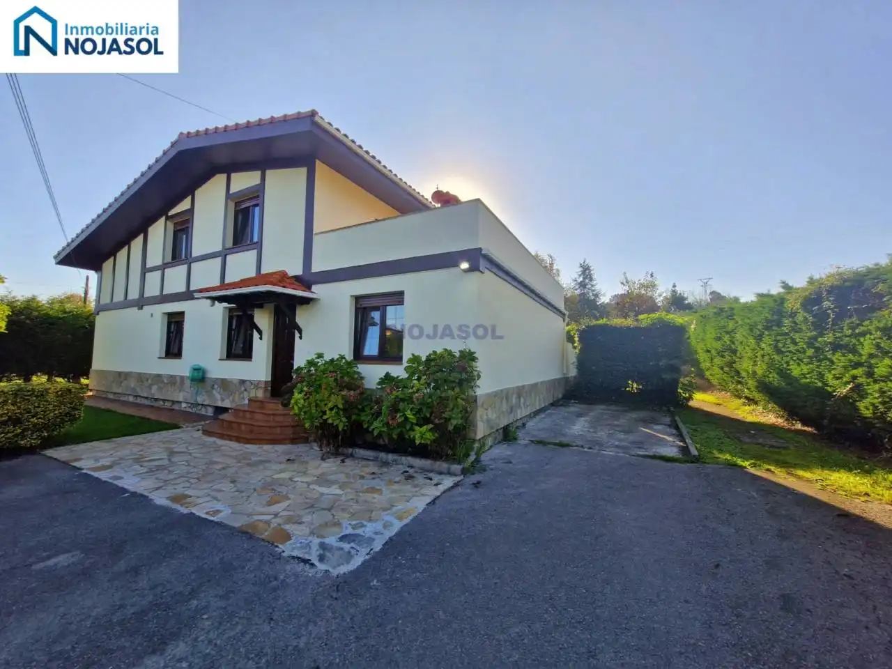 Vista exterior de Casa o chalet en venta en Meruelo, Cantabria