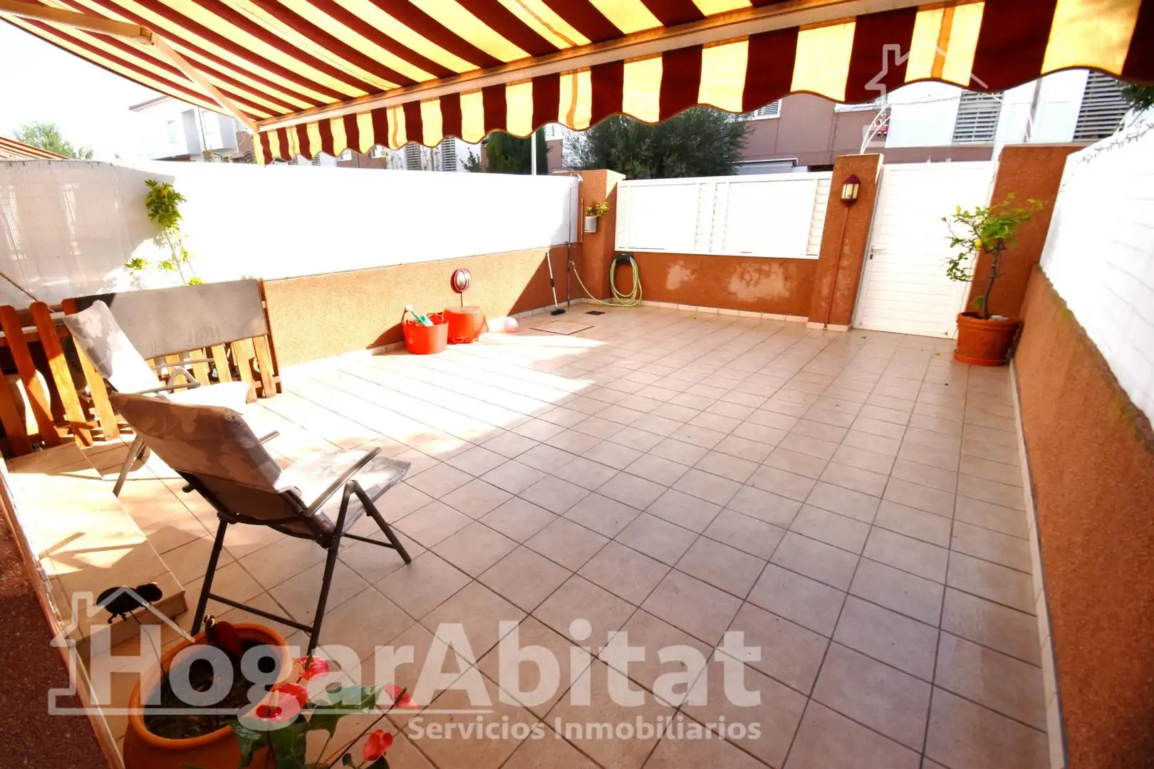 Jardí de Casa adosada en venda en Vila-real amb Aire condicionat, Calefacció i Terrassa