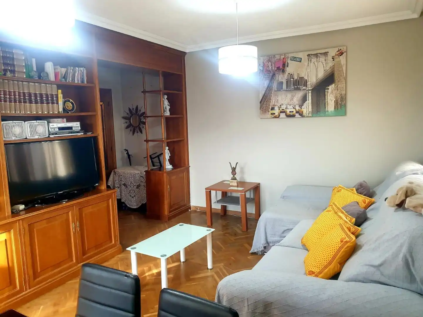 Sala de estar de Piso en venta en Ávila con Parquet y Amueblado