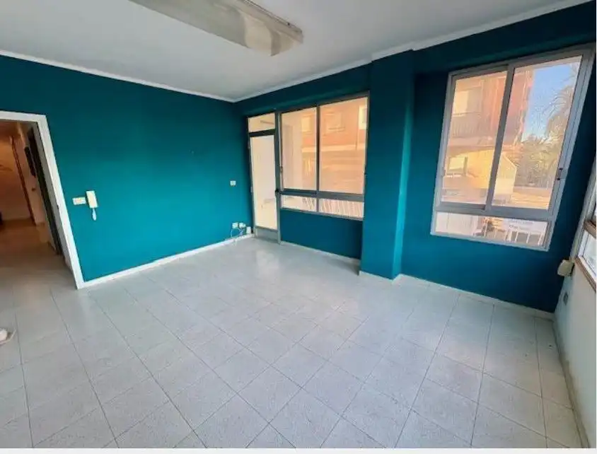 Piso en venta en Castellón de la Plana / Castelló de la Plana con Terraza