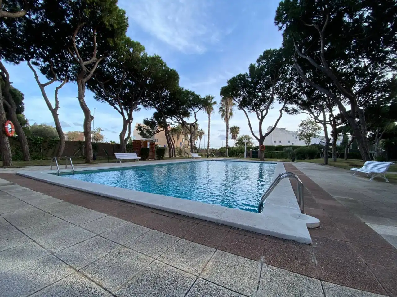Piscina de Ático en venta en Gavà con Calefacción, Terraza y Trastero