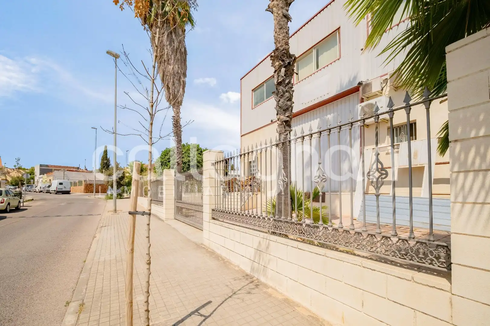 Exterior view of Industrial buildings for sale in Godella