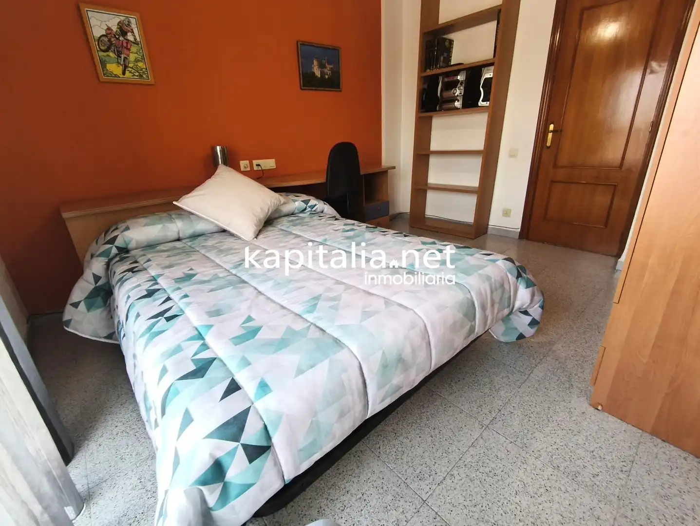 Bedroom of Flat for sale in Otos