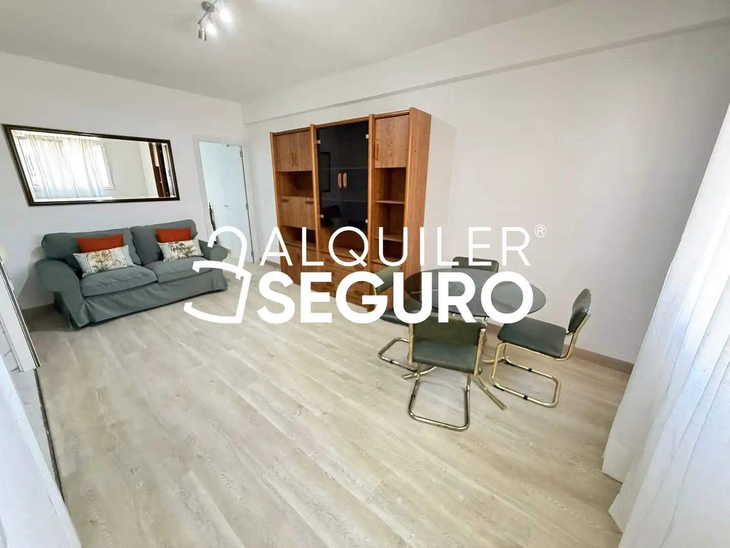 Wohnzimmer von Wohnung zur Miete in Madrid mit Klimaanlage, Terrasse und Möbliert