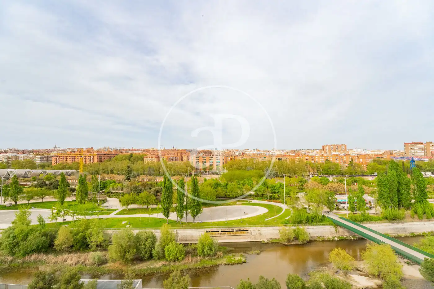 Vista exterior de Ático en venta en Madrid con Calefacción y Terraza