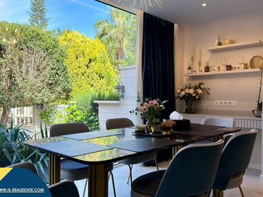 Bungalow con piscina en venta en Playa de San Juan - El Cabo de las Huertas