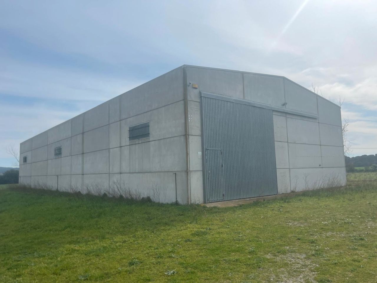 Exterior view of Industrial buildings for sale in Palafrugell
