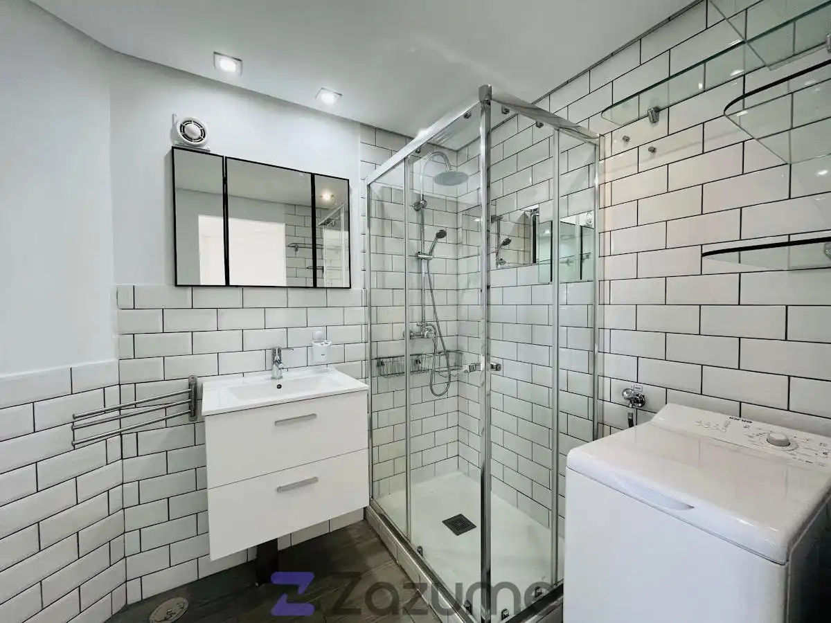 Baño de Piso de alquiler en Guadalajara con Aire acondicionado, Calefacción y Terraza