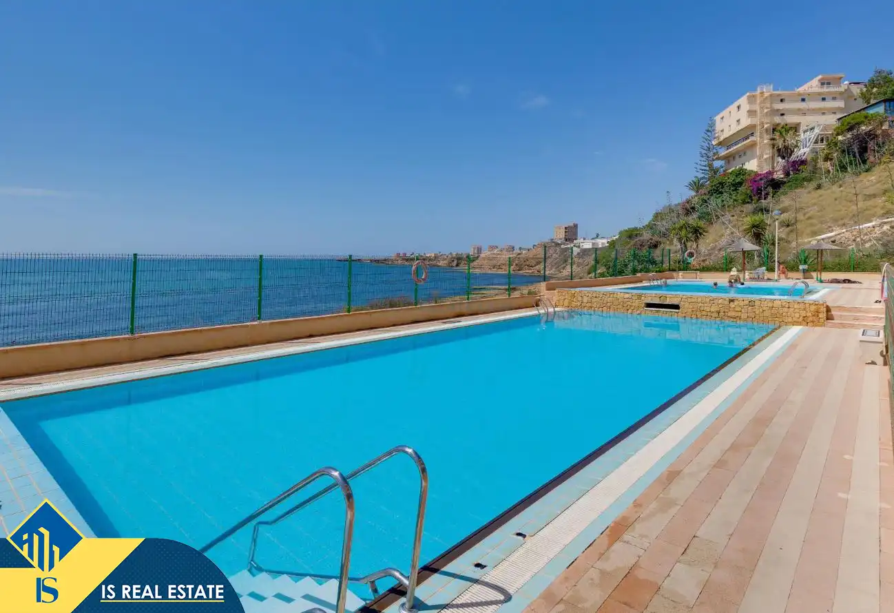 Apartamento con piscina en venta en Playa de los Locos, imagen 2