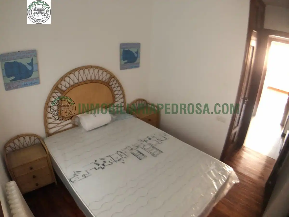 Study for rent in Calle cruz bermella (da), Zona de Plaza de Barcelos