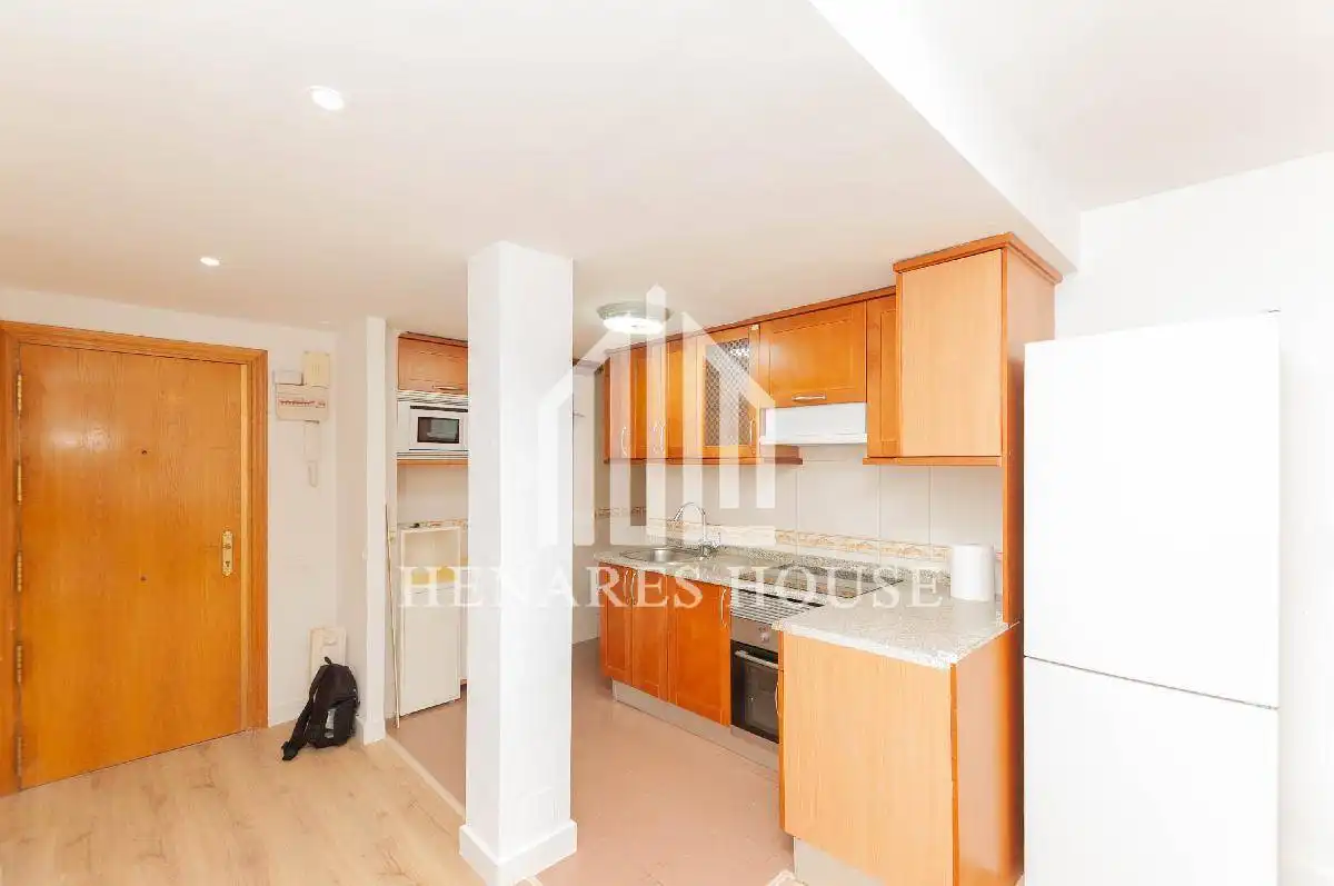 Wohnung mit Aufzug zur Miete in Barrio Venecia - Nueva Alcalá, imagen 3