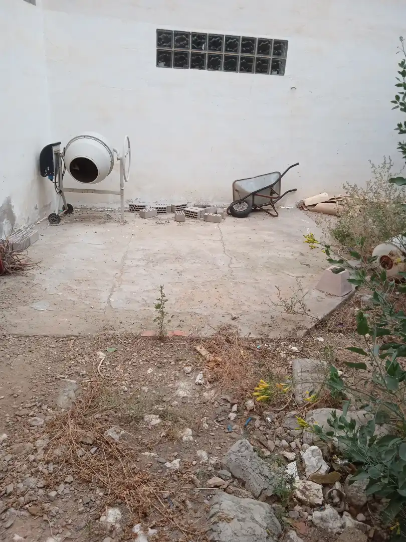 Casa adosada en venda en Fuentes de Ebro amb Jardí privat, Parquet i Terrassa