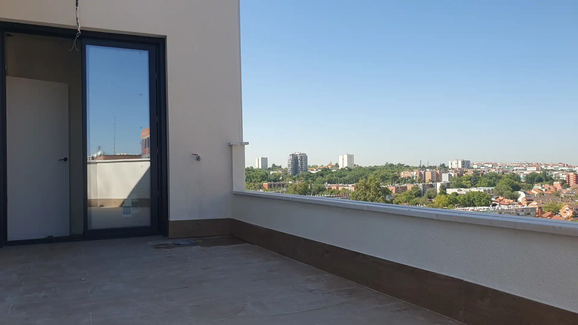 Edifici en venda a Valdeacederas