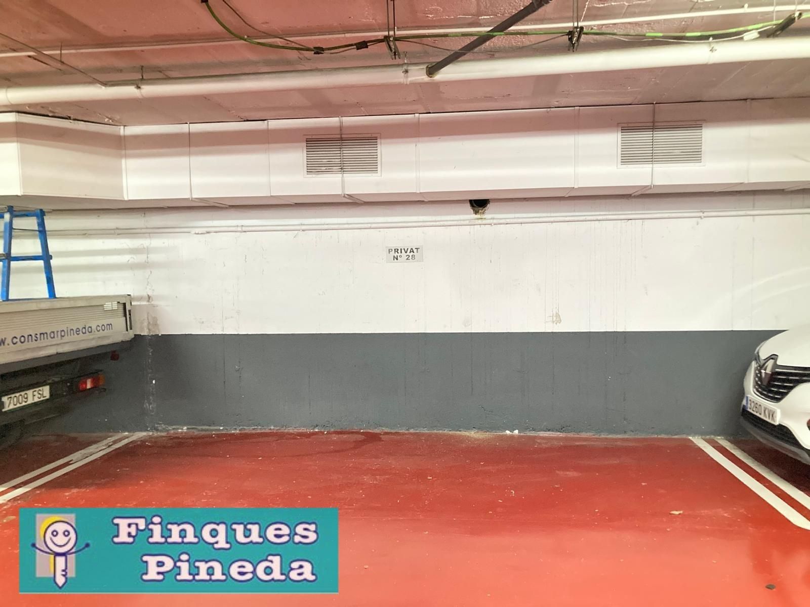 Garaje en venta en Pineda de Mar