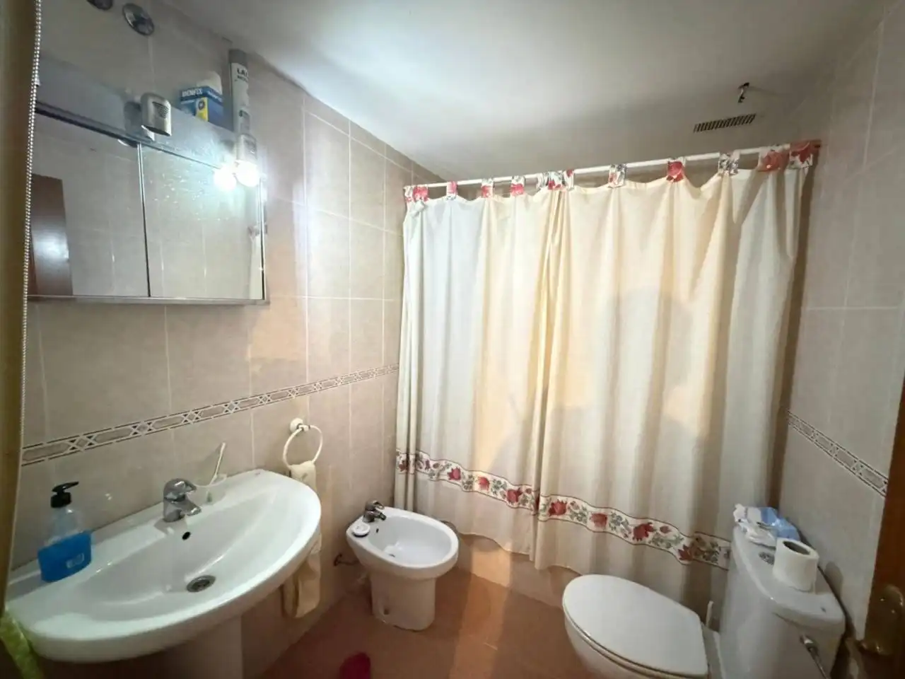 Bathroom of Duplexes for sale in Castellón de la Plana / Castelló de la Plana  with Air Conditioner, Terrace and Storage room