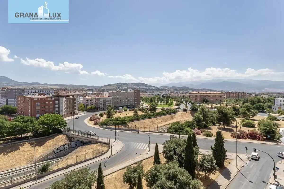 Exterior view of Flat for sale in Granada  with Air Conditioner, Heating and Terrace