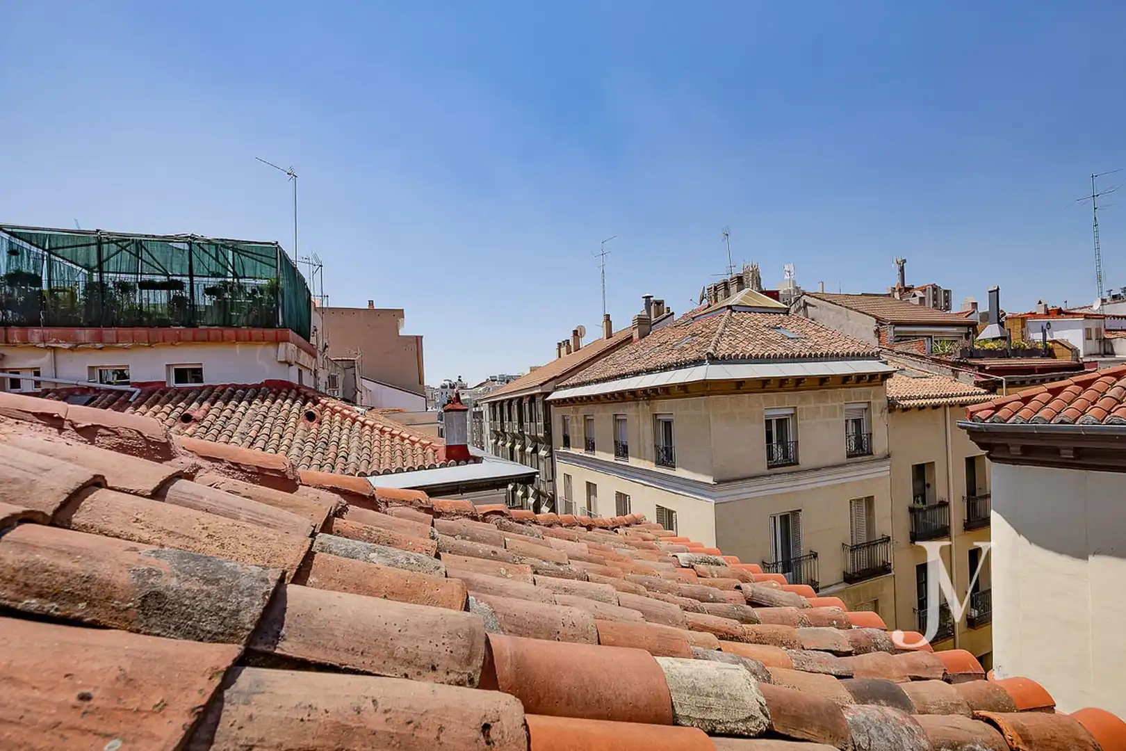 Außenansicht von Dachboden zur Miete in Madrid mit Klimaanlage, Heizung und Möbliert