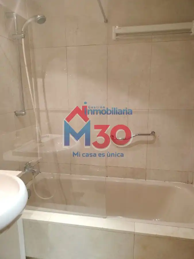 Bany de Apartament en venda en Miranda de Ebro amb Calefacció i Traster