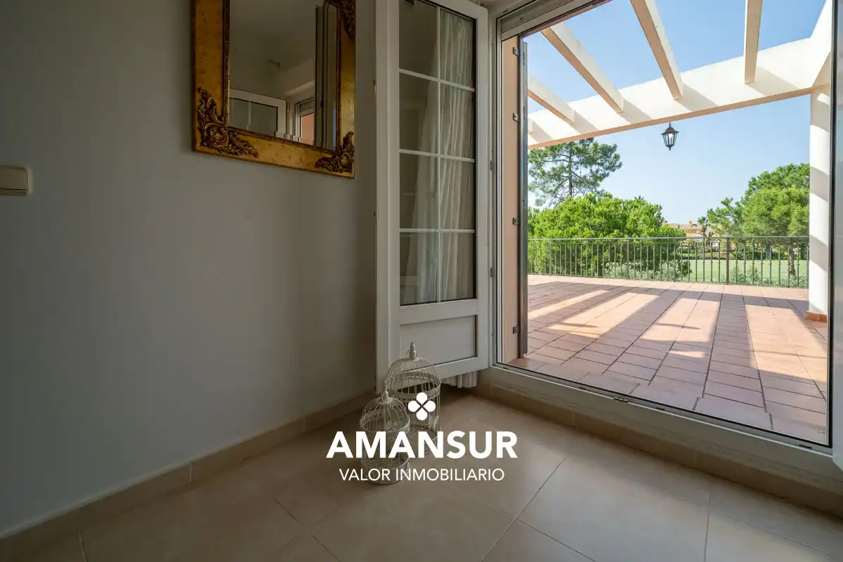 Chalet con piscina en venta en Islantilla Golf, imagen 86