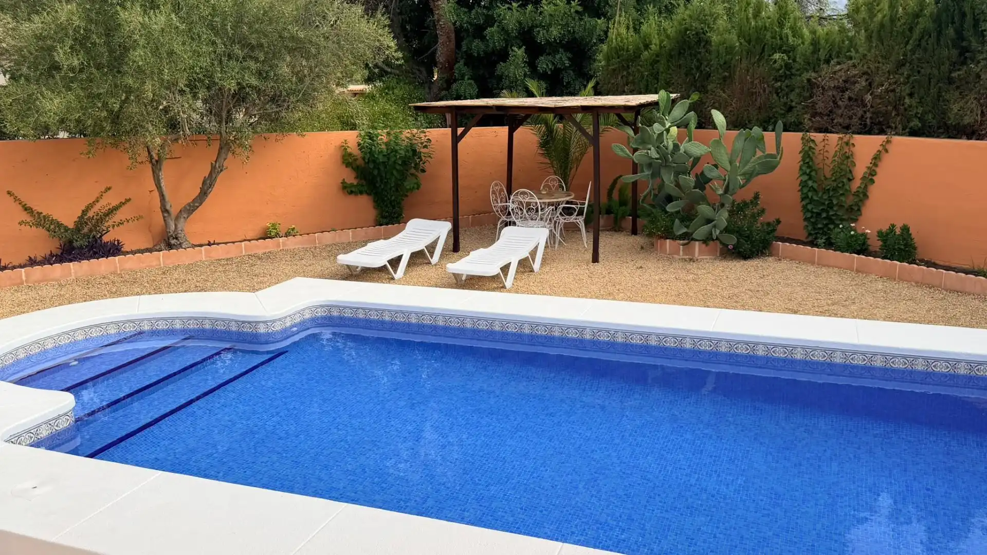Casa con piscina en venta en Escandinavia - Cautivador, imagen 2