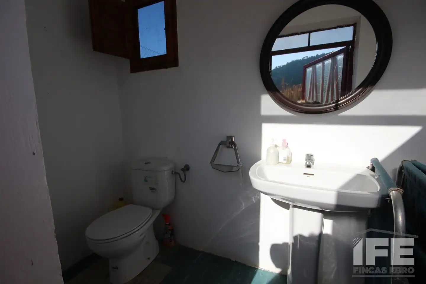 Baño de Finca rústica en venta en Cervera del Río Alhama con Terraza
