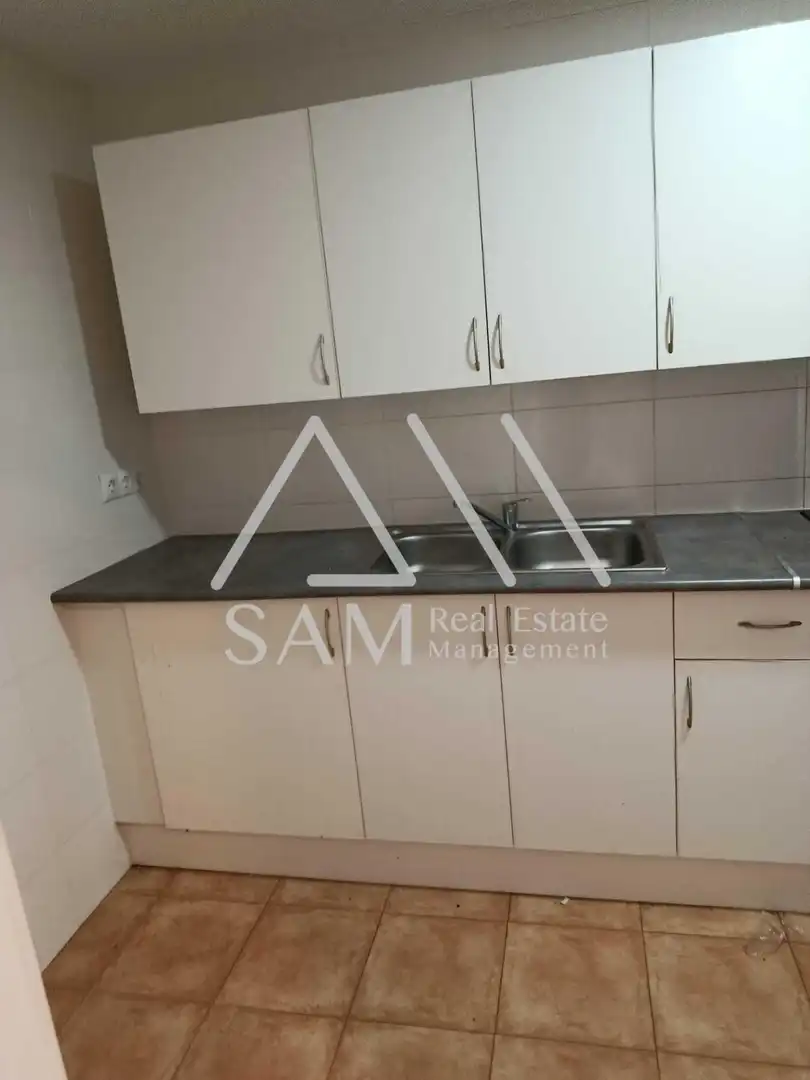 Cocina de Planta baja en venta en Barcelona con Calefacción