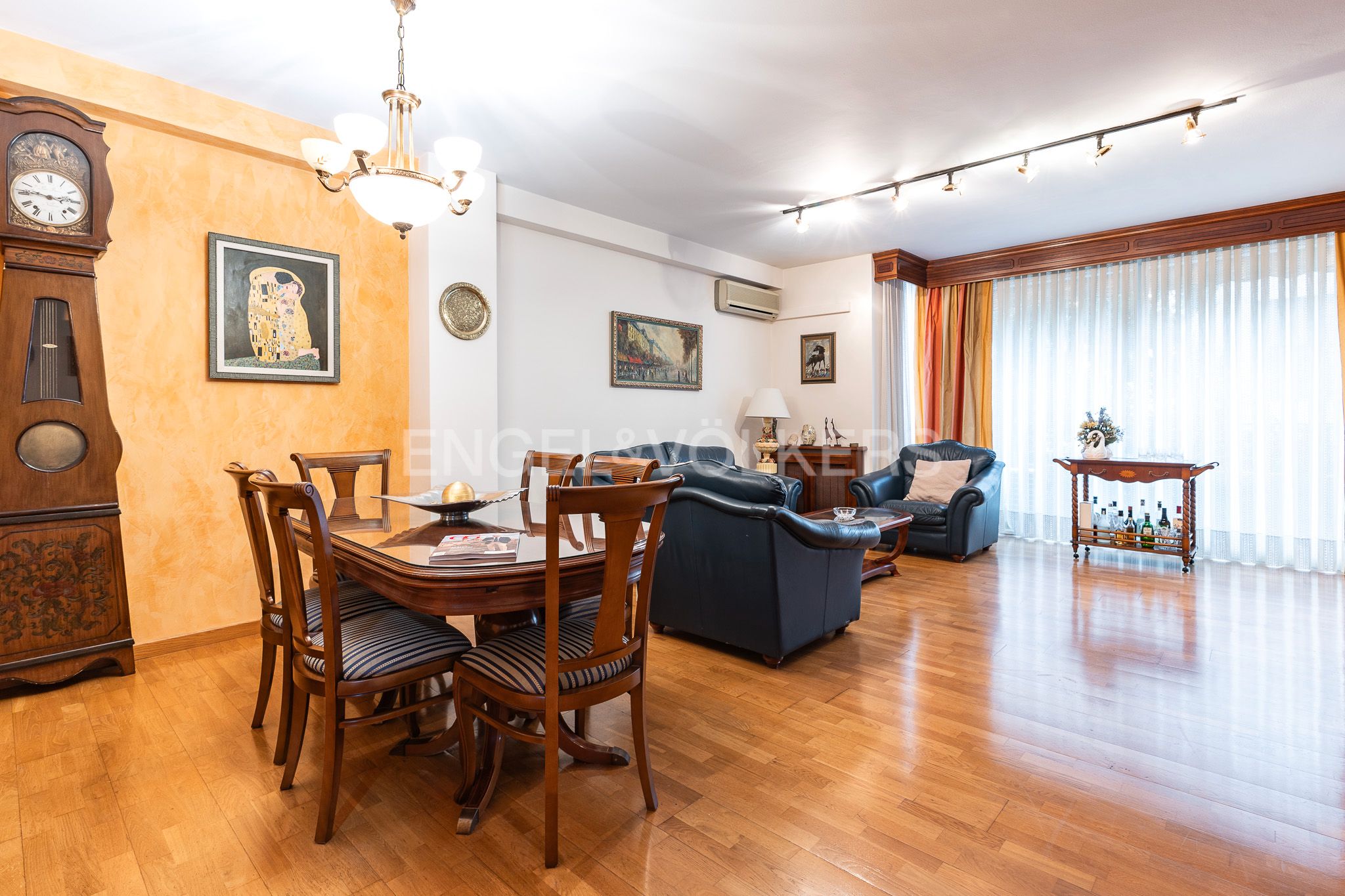 Living room of Apartment for sale in  Barcelona Capital  with Air Conditioner, Heating and Terrace