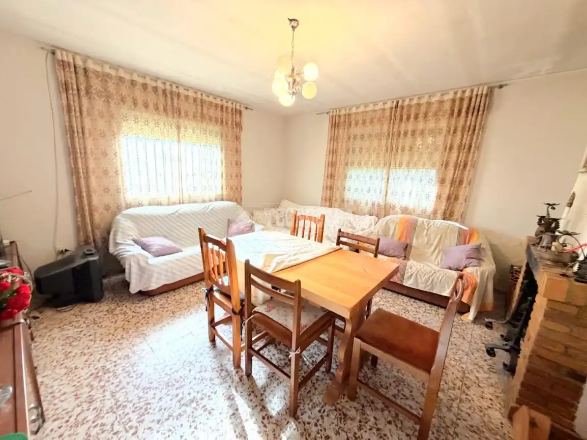 Sala d'estar de Casa adosada en venda en Torremocha de Jarama