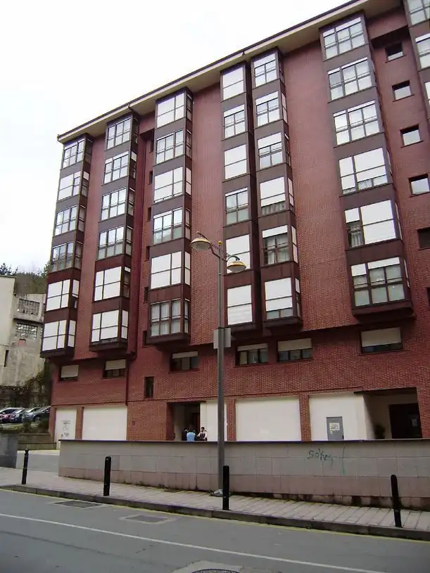 Locale commerciale in affitto a Eibar