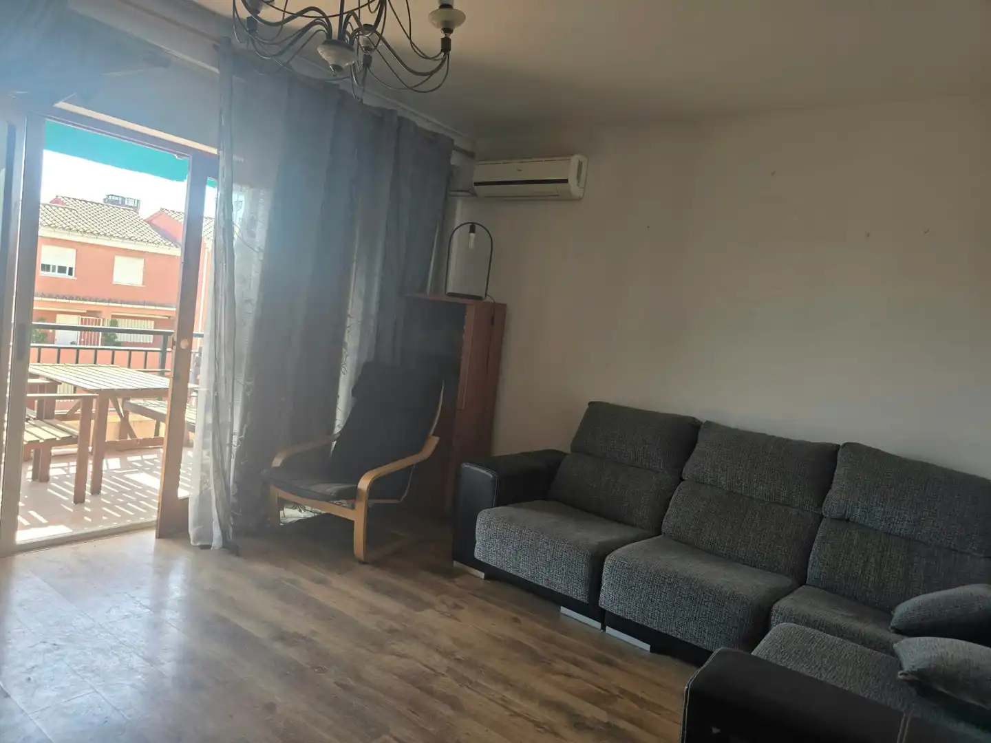Sala d'estar de Apartament en venda en Castellón de la Plana / Castelló de la Plana amb Aire condicionat, Calefacció i Terrassa