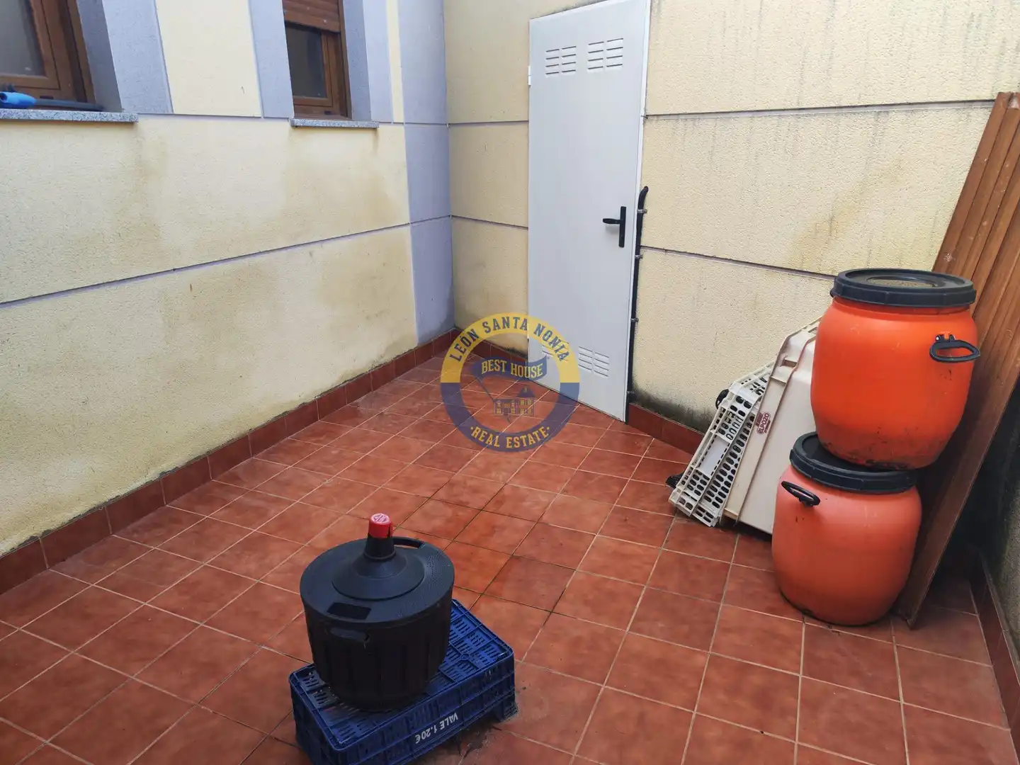 Local en venta en Villamañán