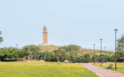 Vista exterior de Pis en venda en A Coruña Capital  amb Calefacció