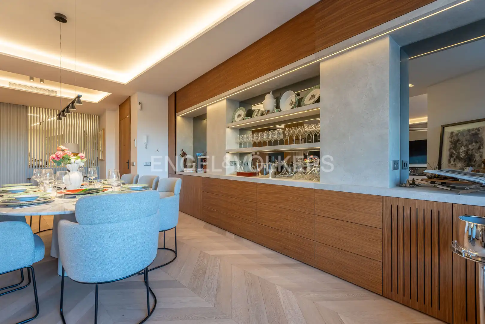 Dining room of Flat for sale in Sevilla  with Air Conditioner, Heating and Terrace
