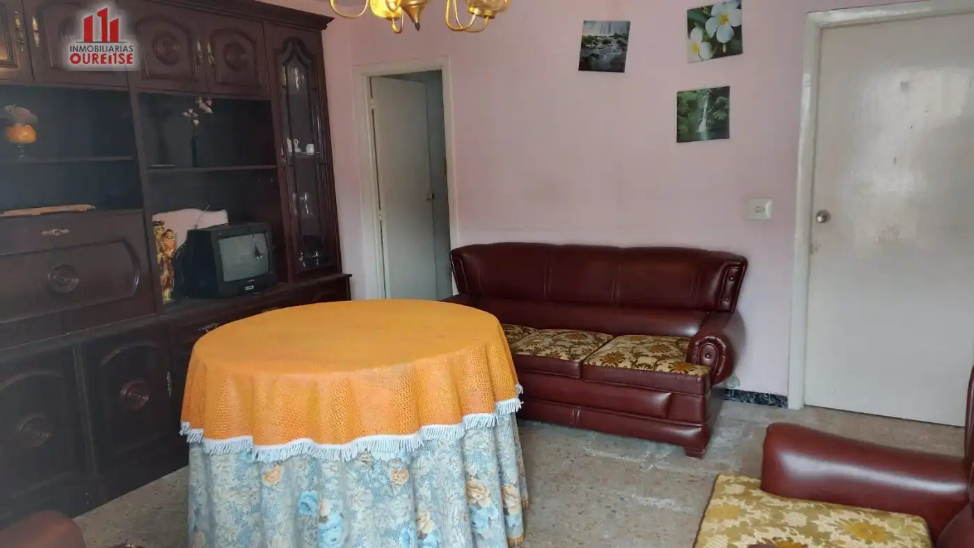 Sala de estar de Casa o chalet en venta en Ourense Capital  con Jardín privado, Trastero y Amueblado