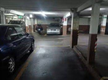 Garaje en Alquiler en Avenida de Fuenlabrada, 11 en Santos